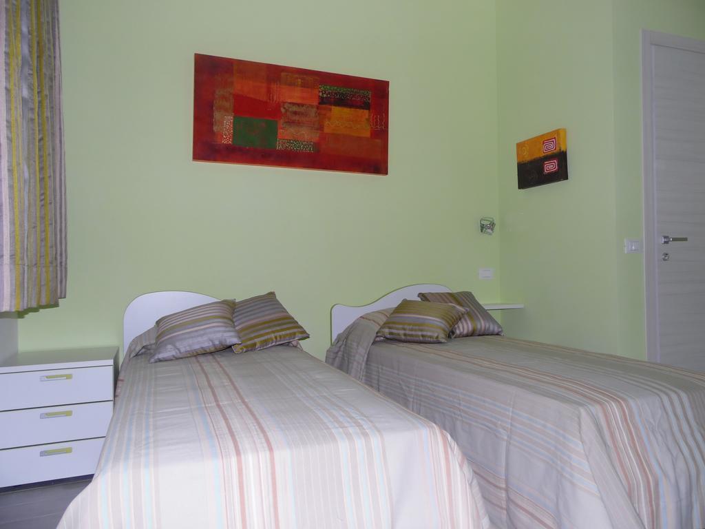 La Roccia Bianca Bed and Breakfast Realmonte Δωμάτιο φωτογραφία